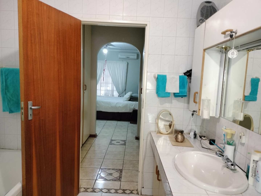 3 Bedroom Property for Sale in Baysvalley Free State